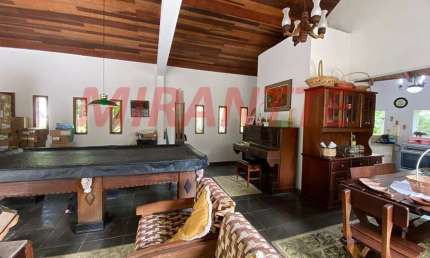 Sobrado de 237m² com 3 quartos em Serra da Cantareira
