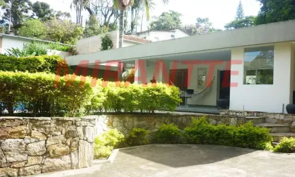 Casa terrea de 517m² com 5 quartos em jardim floresta
