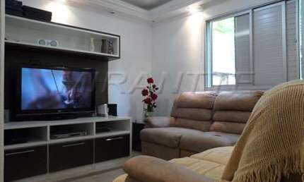 Cond. fechado de 120m² com 3 quartos em Jardim das Flores