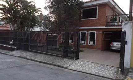 Sobrado de 400m² com 5 quartos em jardim virginia bianca