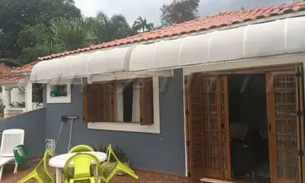 Casa terrea de 180m² com 3 quartos em horto florestal