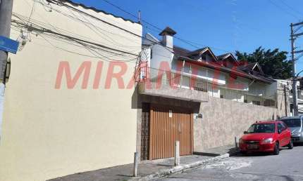 Sobrado de 2000m² com 3 quartos em Lauzane Paulista