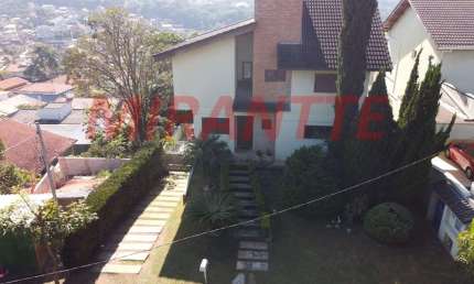 Sobrado de 350m² com 3 quartos em Jardim Do Golfe I