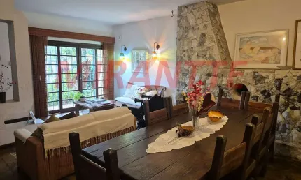 Casa com 5 quartos à venda na Avenida Locarno, Tremembé, São Paulo