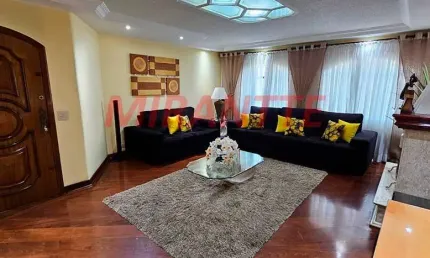 Sobrado de 308m² com 3 quartos em vila irmaos arnoni
