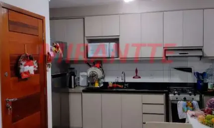 Cond. fechado de 58m² com 2 quartos em vla guilherme