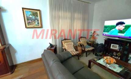 Sobrado de 205m² com 3 quartos em Jardim Virginia Bianca