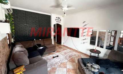 Casa terrea de 240m² com 3 quartos em Santa Teresinha