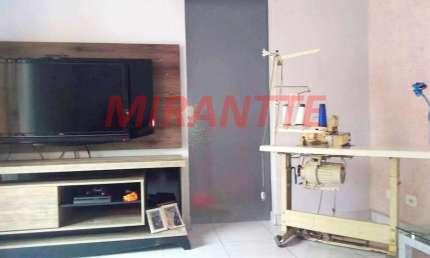Casa terrea de 261m² com 5 quartos em Vila Aurora (Zona Norte)