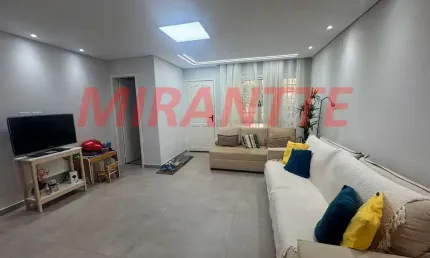 Cond. fechado de 130m² com 3 quartos em Horto Florestal