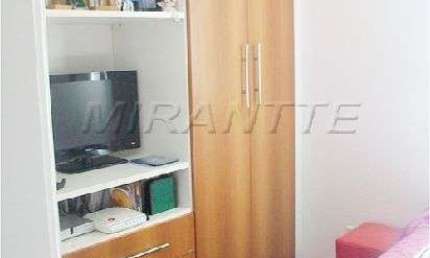 Apartamento de 50m² com 2 quartos em Santa Terezinha