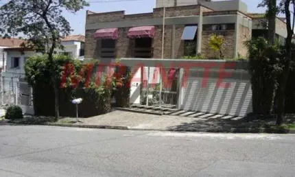 Sobrado de 358m² com 4 quartos em Parque Novo Mundo