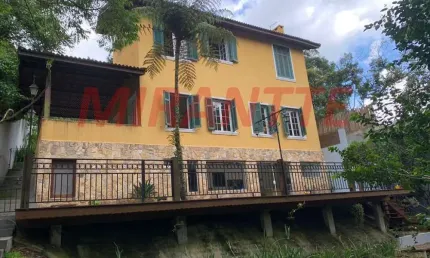 Sobrado de 300m² com 3 quartos em serra da cantareira