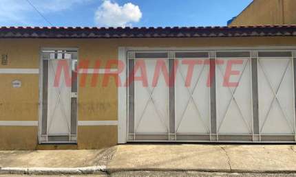 Casa terrea de 117m² com 2 quartos em Parque Peruche