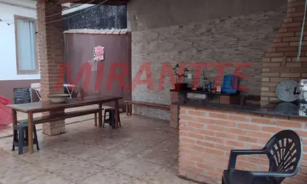Sobrado de 220m² com 3 quartos em serra da cantareira