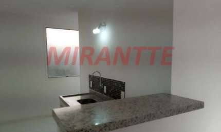 Apartamento de 48m² com 2 quartos em Parque Peruche
