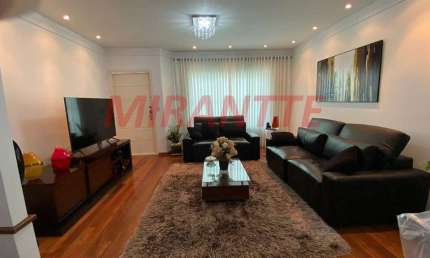 Cond. fechado de 240m² com 3 quartos em Jardim São Paulo