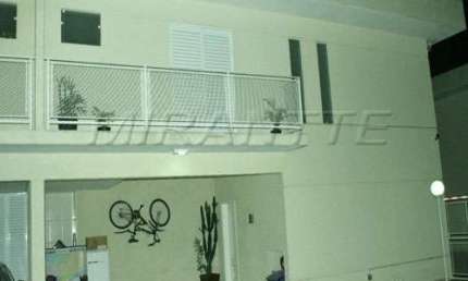 Cond. fechado de 220m² com 3 quartos em Jardim Lar São Paulo