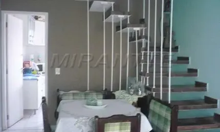 Casa em condomínio fechado com 2 quartos à venda na Rua Elza Guimarães, Vila Amália, São Paulo