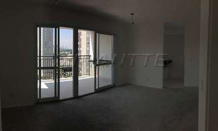 Apartamento de 76m² com 3 quartos em Vila Anastacio