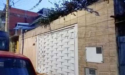 Casa terrea de 220m² com 3 quartos em Vila Penteado