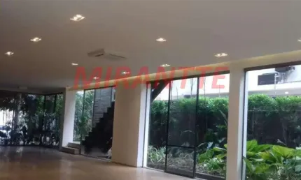 Sobrado de 580m² com 4 quartos em alto de pinheiros