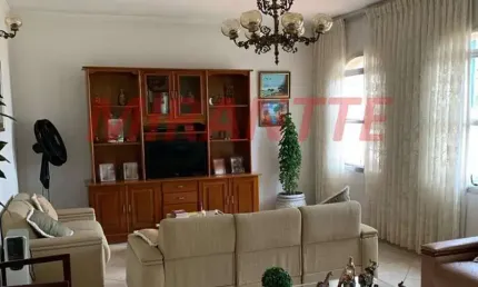 Casa terrea de 195m² com 3 quartos em Vila Nova Galvão