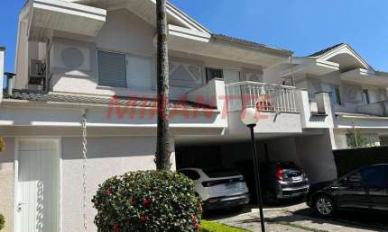 Cond. fechado de 376m² com 4 quartos em Alto da Boa Vista