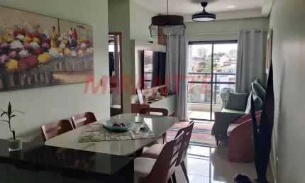 Apartamento de 60m² com 2 quartos em Parque Peruche