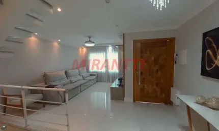 Sobrado de 200m² com 3 quartos em Vila Pedra Branca