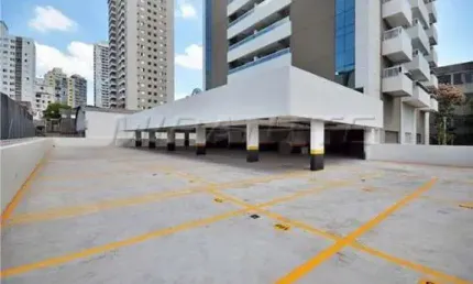 Casa comercial à venda na Rua Doutor Alfredo de Castro, Pacaembu, São Paulo