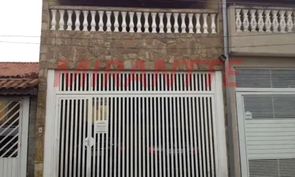 Sobrado de 184m² com 3 quartos em Jardim Santa Clara