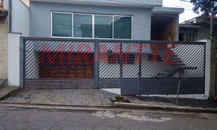 Sobrado de 219m² com 3 quartos em Jardim Santa Mena