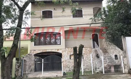 Sobrado de 620m² com 5 quartos em jardim santa mena