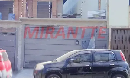 Sobrado de 114m² com 3 quartos em parque continental i