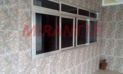 Sobrado de 234m² com 3 quartos em Jardim Rosa de Franca