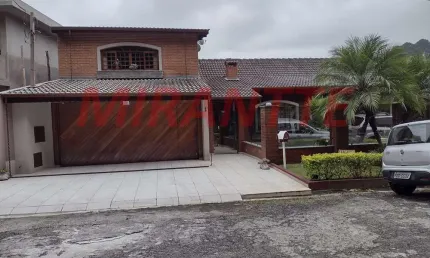 Casa terrea de 326m² com 3 quartos em Serra da Cantareira