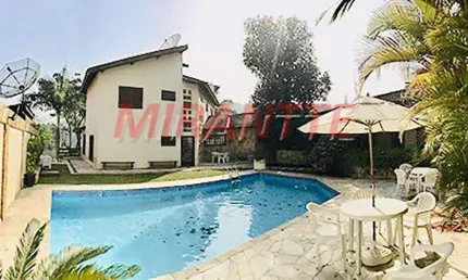Sobrado de 407m² com 4 quartos em Serra da Cantareira