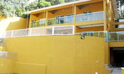 Sobrado de 254m² com 3 quartos em Serra da Cantareira