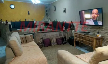Sobrado de 320m² com 2 quartos em Centro - Mairiporã