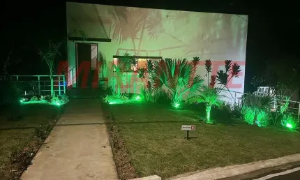 Sobrado de 600m² com 5 quartos em serra da cantareira