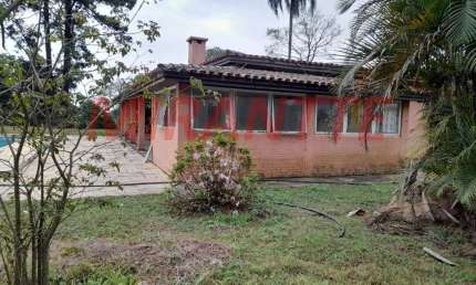 Casa terrea de 330m² com 2 quartos em Serra da Cantareira