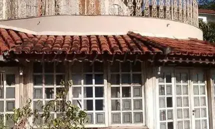 Sobrado de 800m² com 5 quartos em Serra da Cantareira