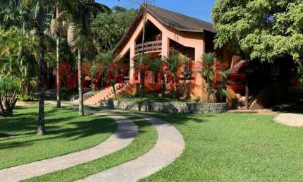 Casa terrea de 700m² com 4 quartos em Serra da Cantareira