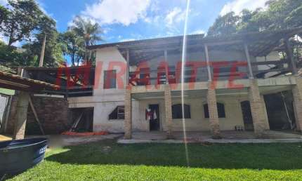 Sobrado de 200m² com 3 quartos em PARQUE PETROPOLIS