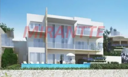 Sobrado de 500m² com 4 quartos em serra da cantareira