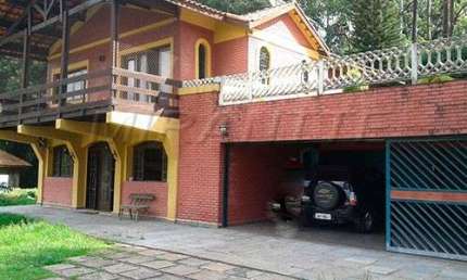 Sobrado de 600m² com 4 quartos em Serra Da Cantareira