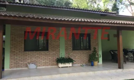 Casa terrea de 294m² com 3 quartos em Serra da Cantareira