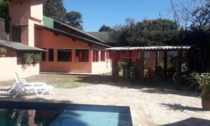 Casa terrea de 300m² com 4 quartos em Serra da Cantareira