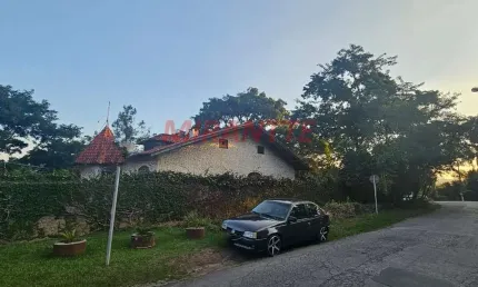 Sobrado de 520m² com 4 quartos em Resindecial Das Hortências